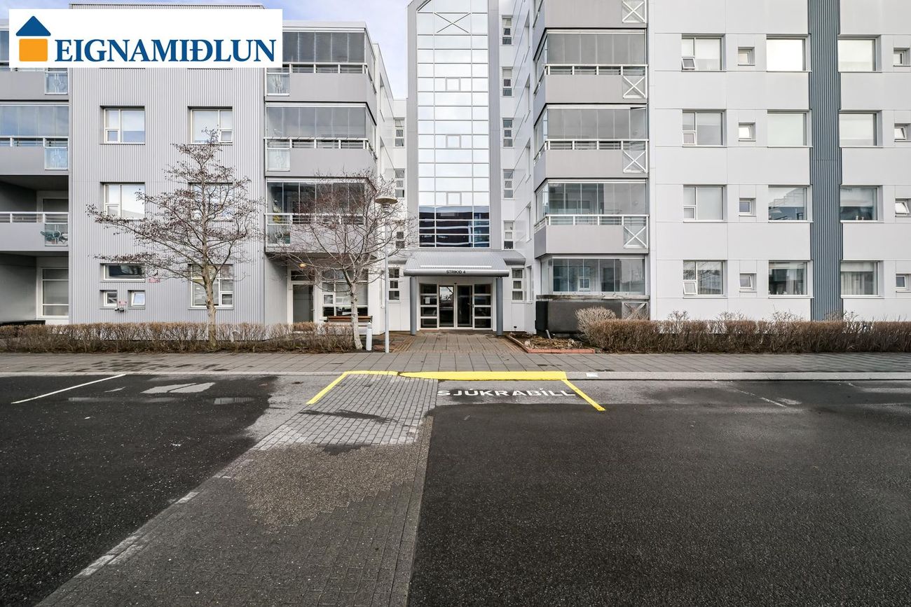 Strikið 4 laus strax