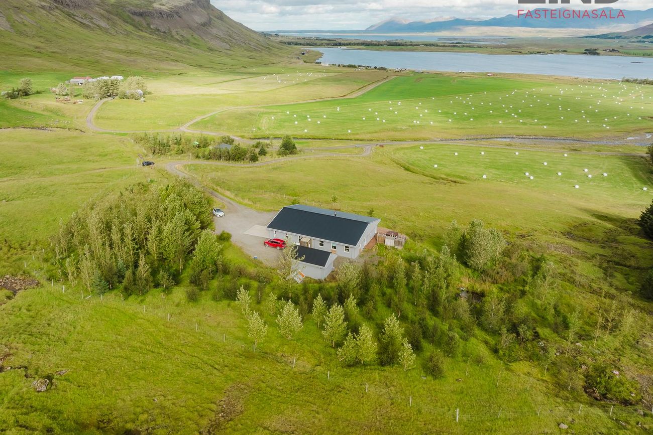 Stekkjarhóll, Kjós