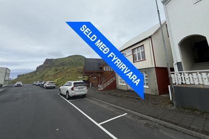 Kirkjuvegur 15