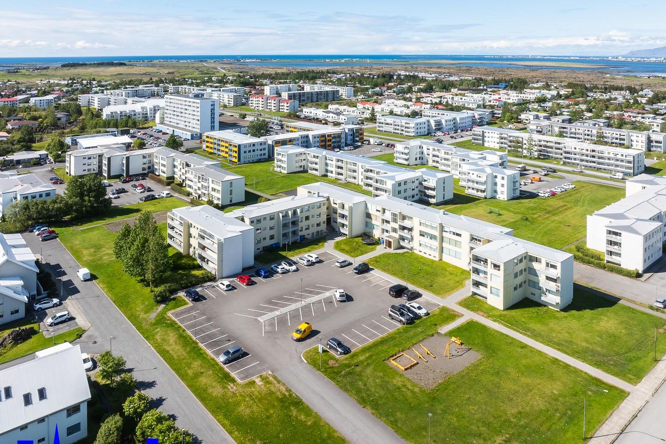 Suðurvangur 12