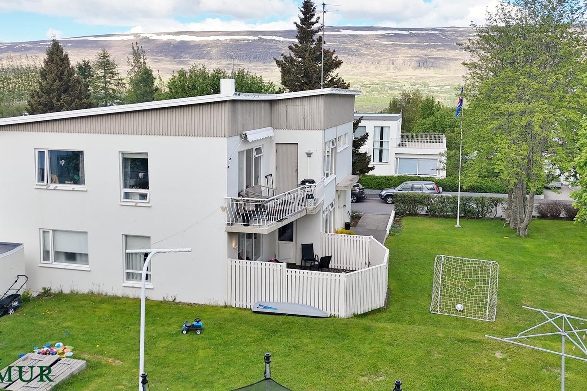 Austurbyggð 16 efri hæð
