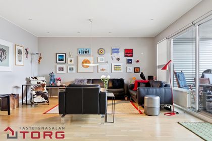 Árakur 9