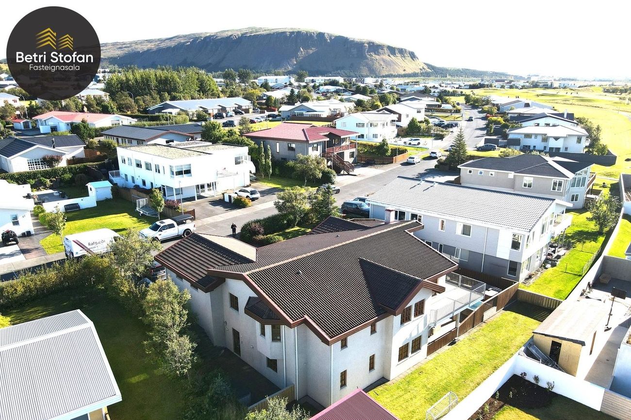 Súluhöfði 27