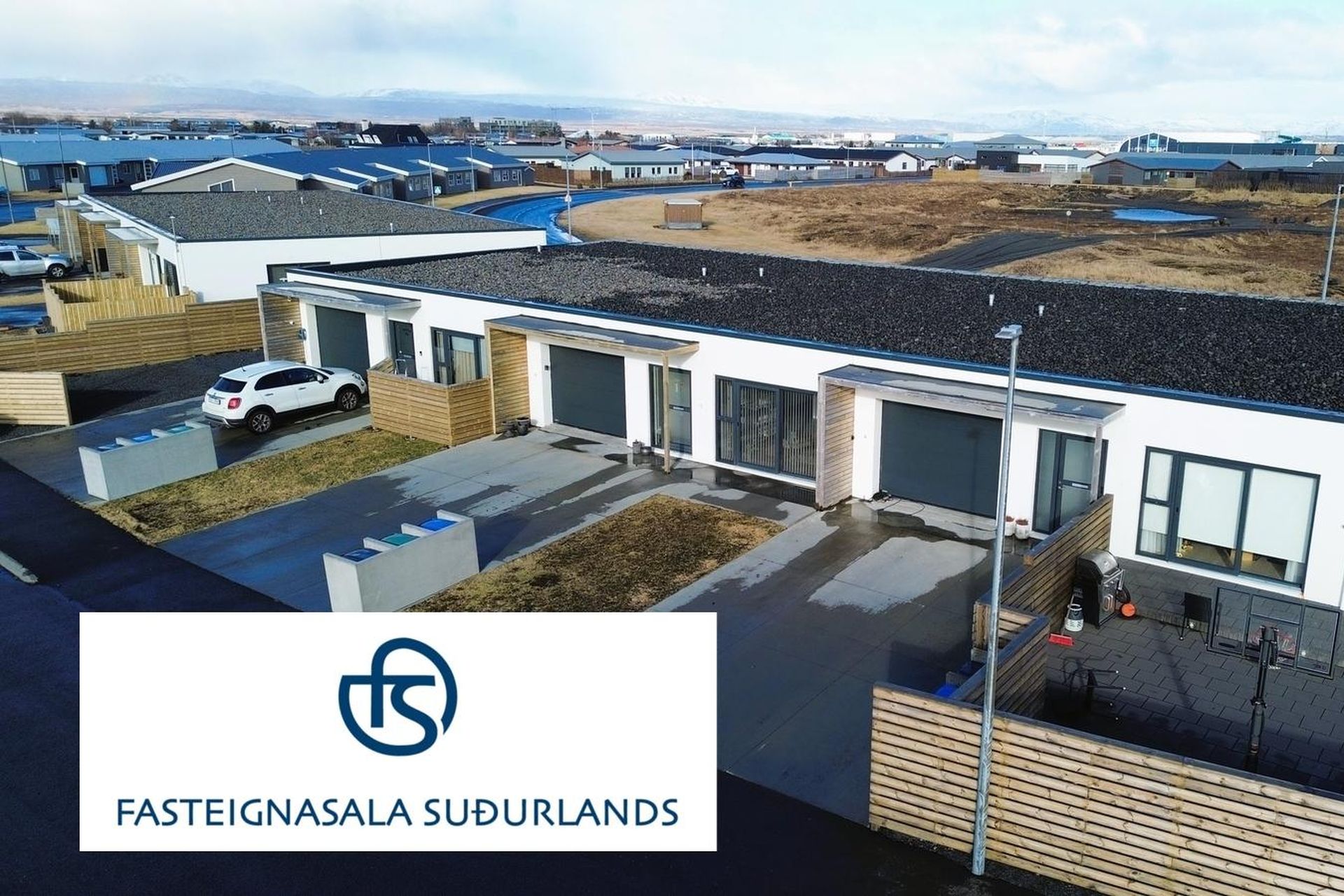 Ísleifsbúð 17, með bílskúr