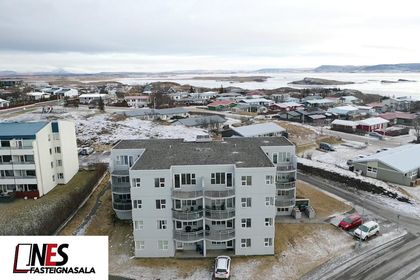 Arnarklettur 26