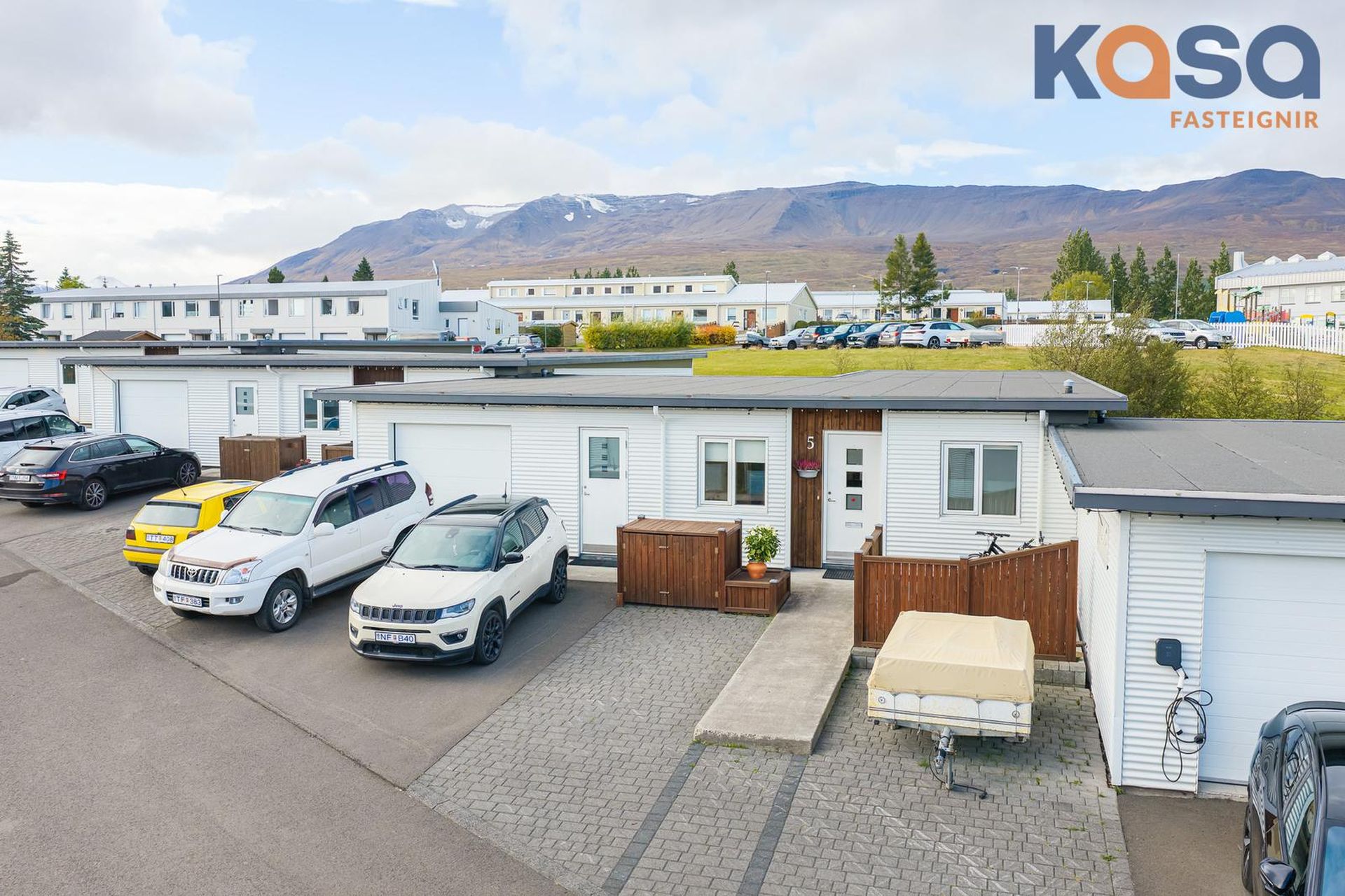 Arnarsíða 5