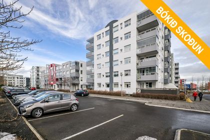 Strikið 4 laus strax