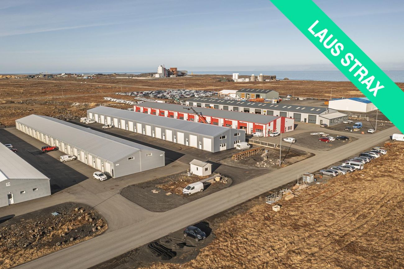 Hólmbergsbraut 13 bil 8