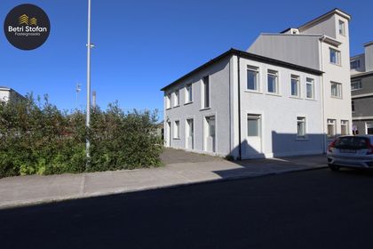 Aðalgata 16