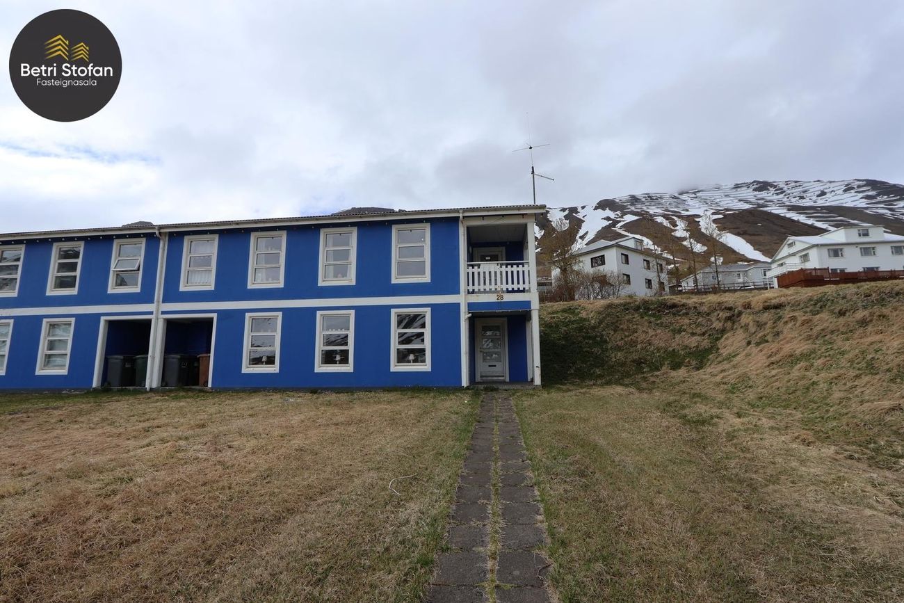 Hafnartún 28