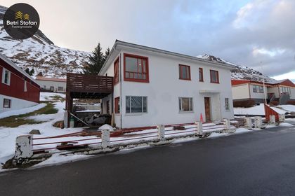Hlíðarvegur 35