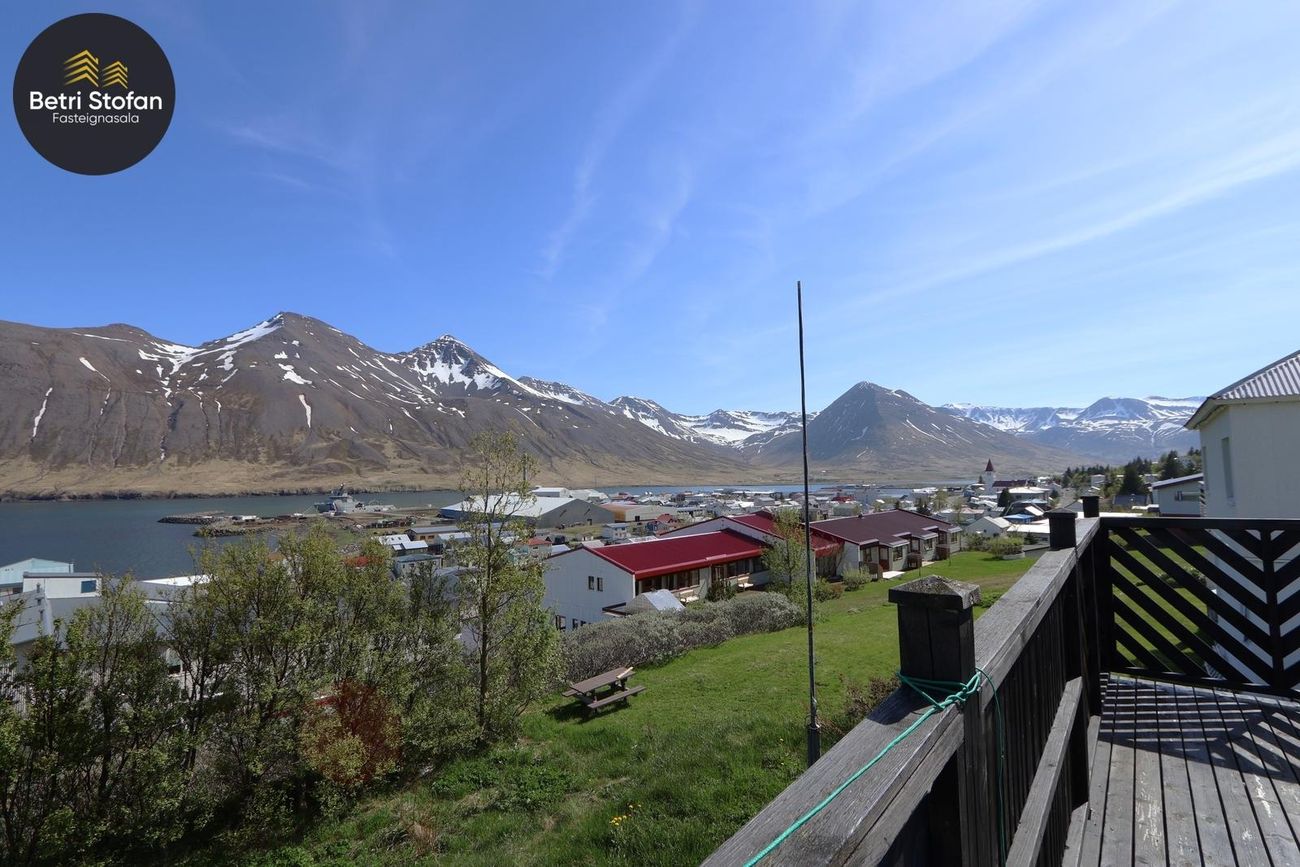 Hólavegur 38