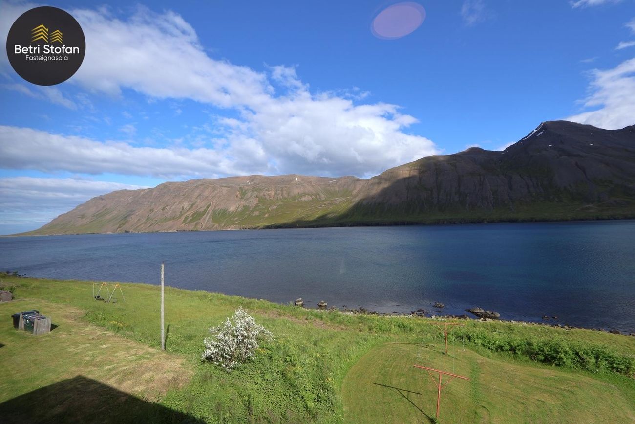 Hvanneyrarbraut 56