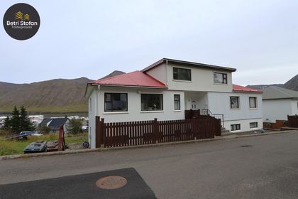 Hávegur 3