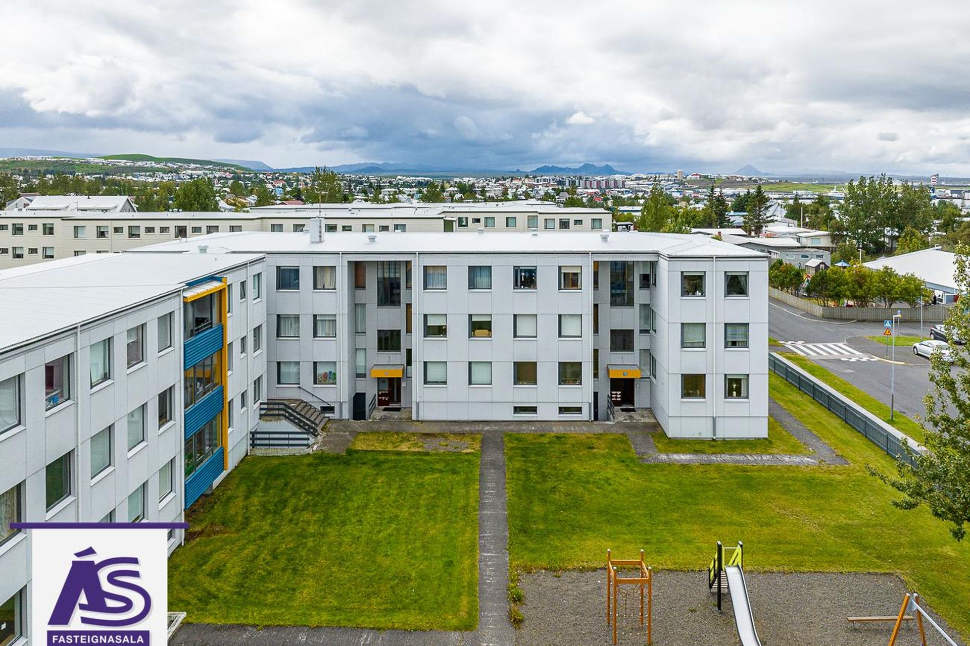 Hjallabraut 15