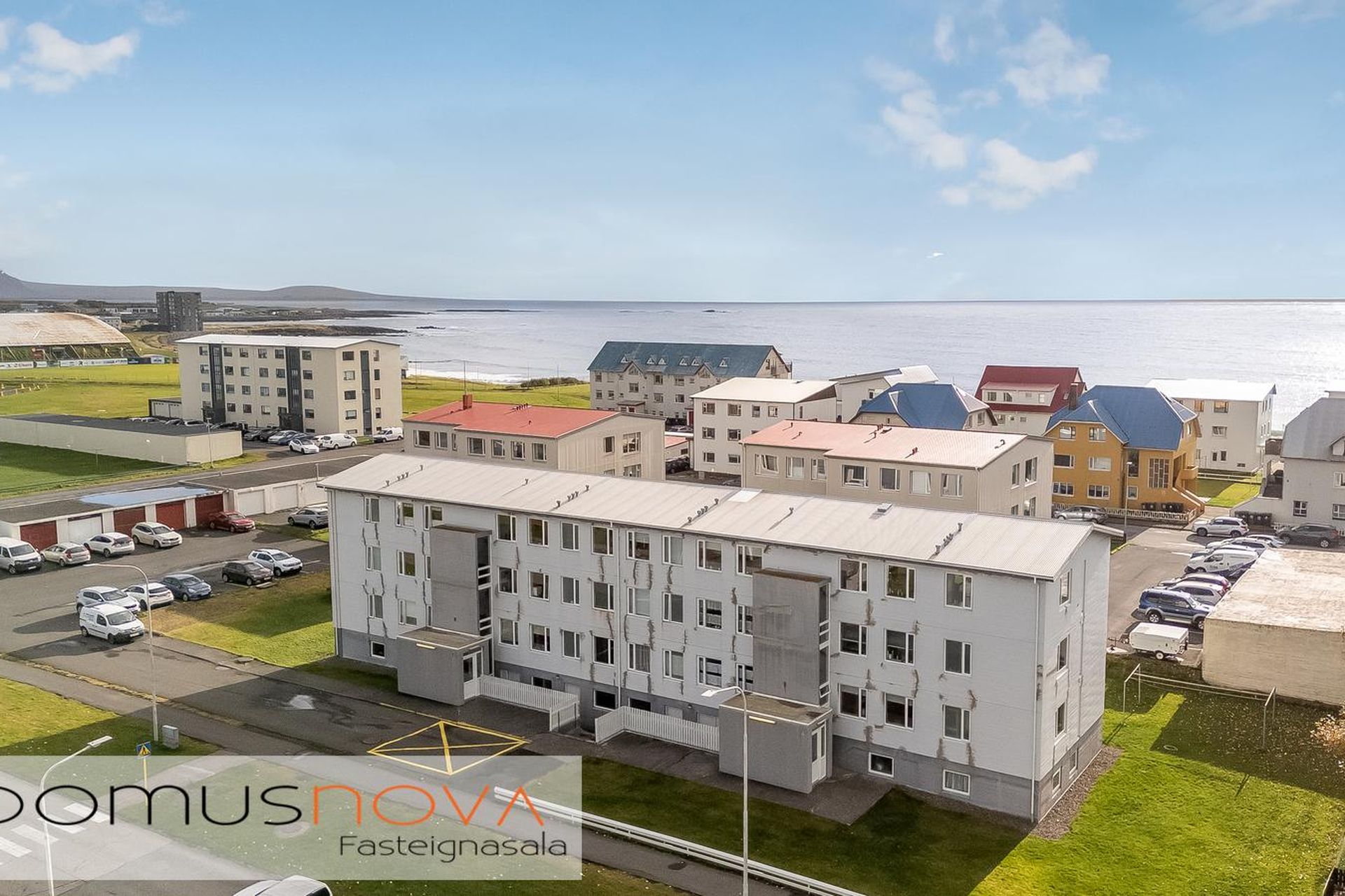 Garðabraut 8