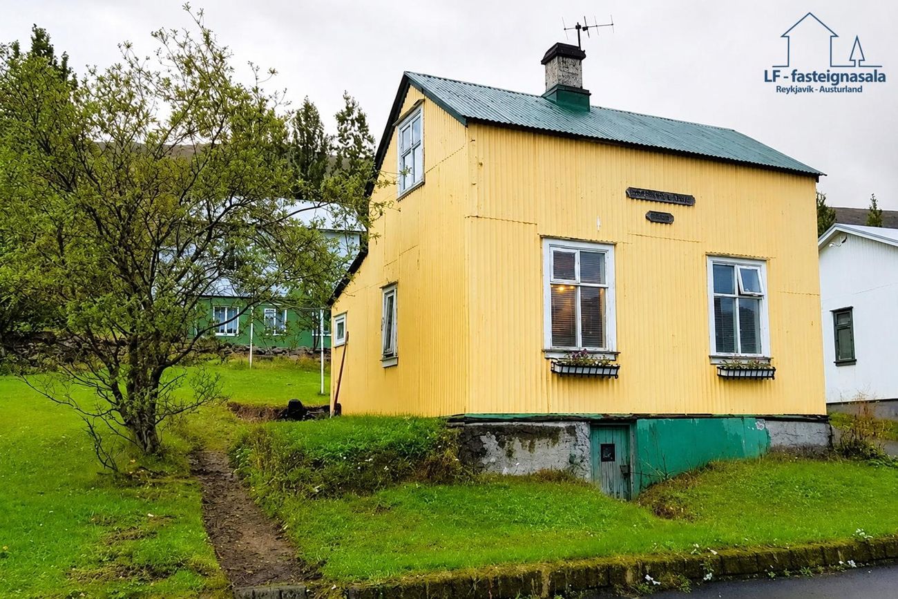 Skólavegur 52