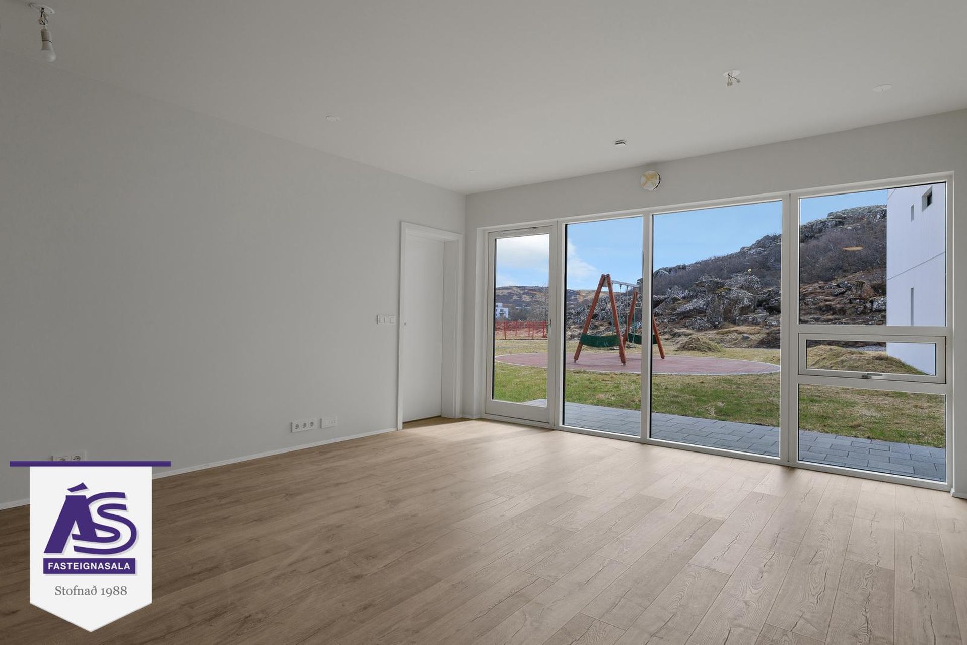 Áshamar 56 Til leigu,