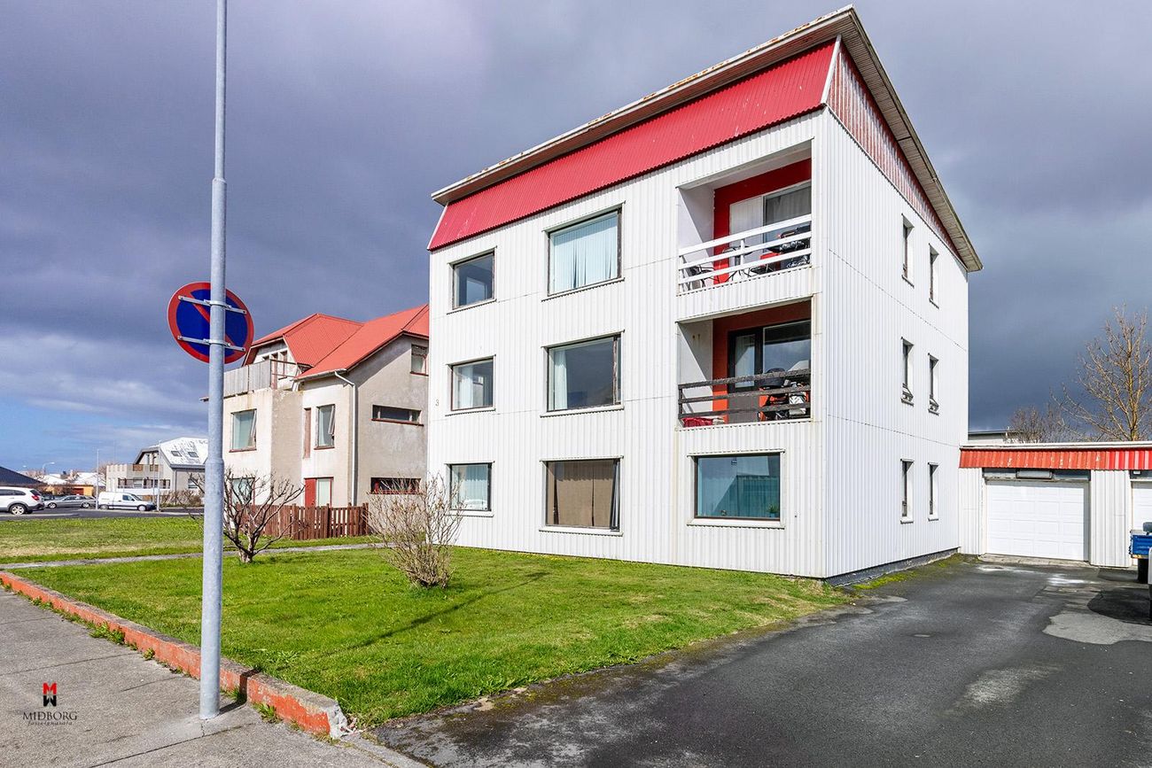 Höfðabraut 3
