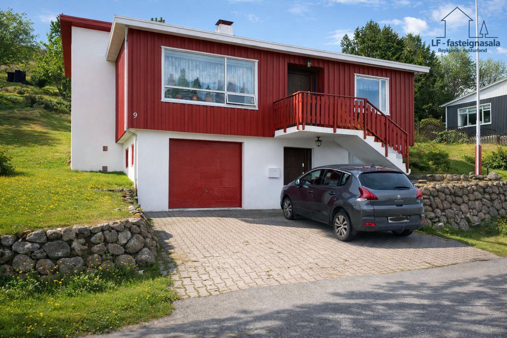 Hátún 9