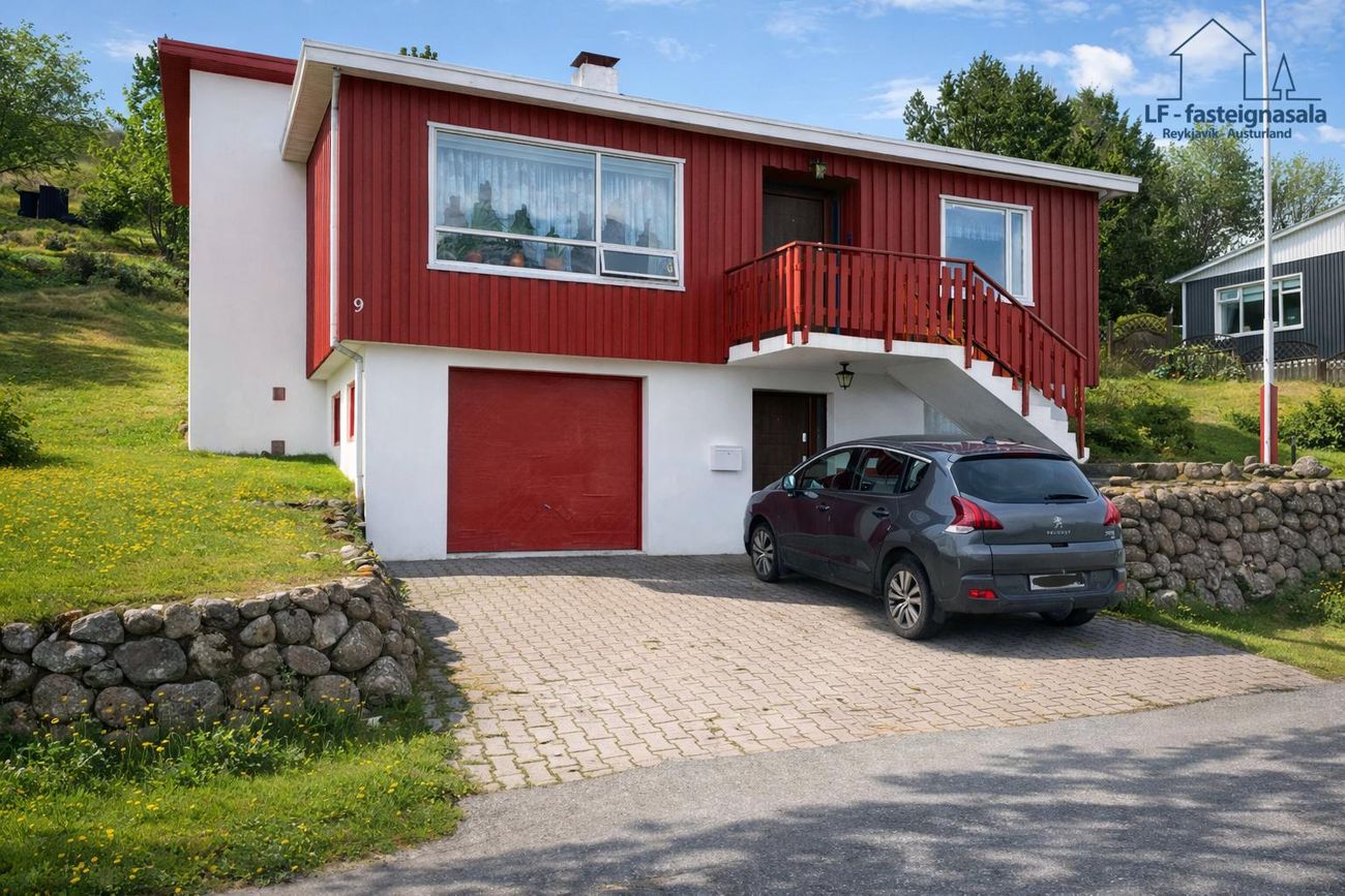 Hátún 9