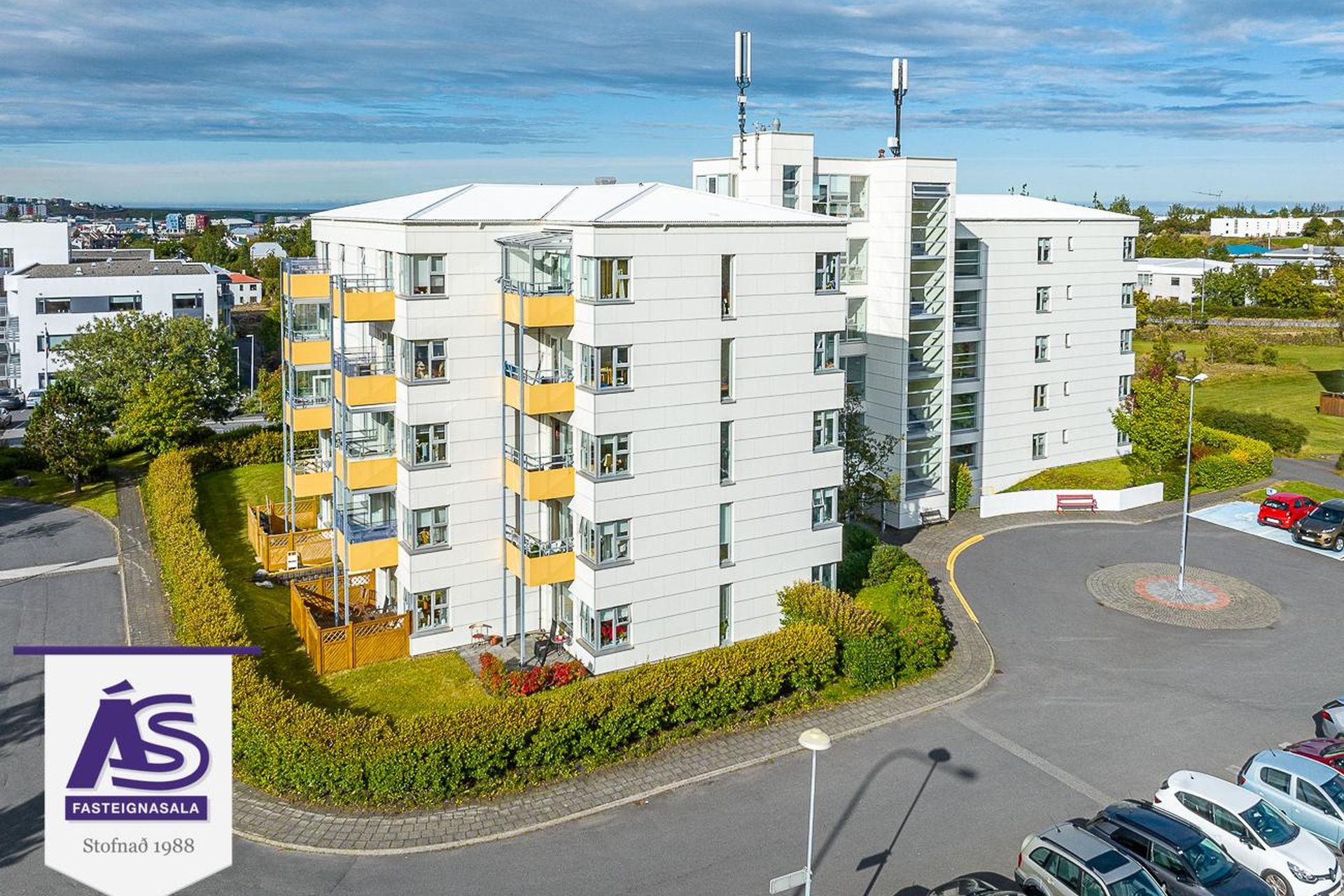 Sólvangsvegur 1