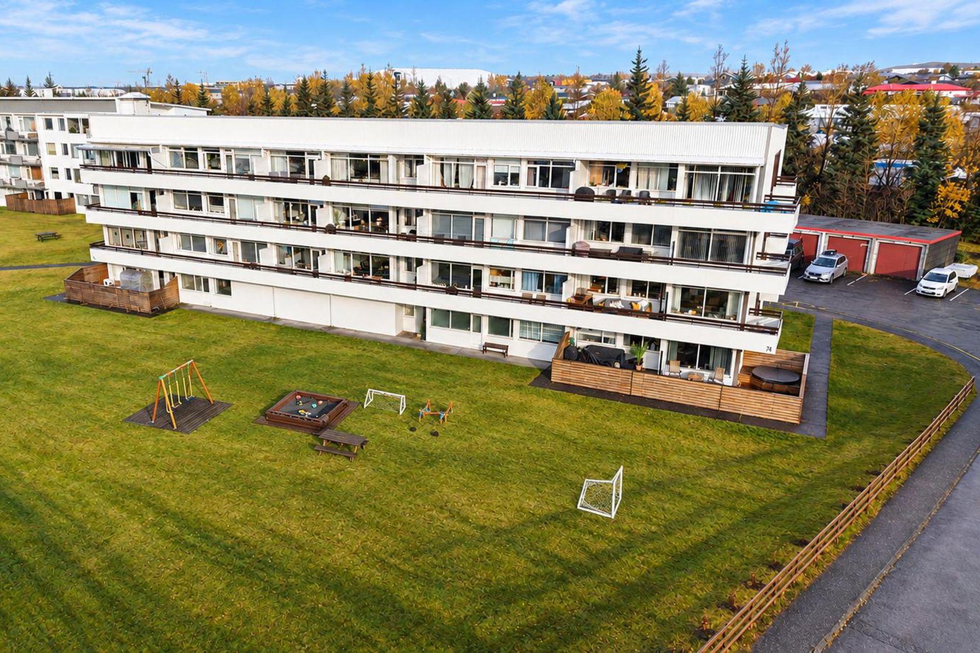 Álfaskeið 74