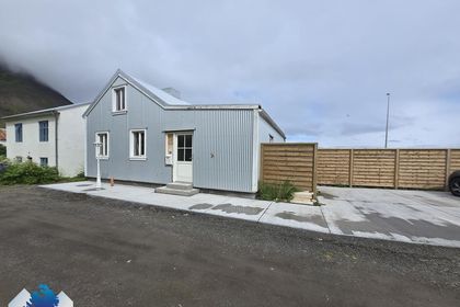 Stekkjargata 31