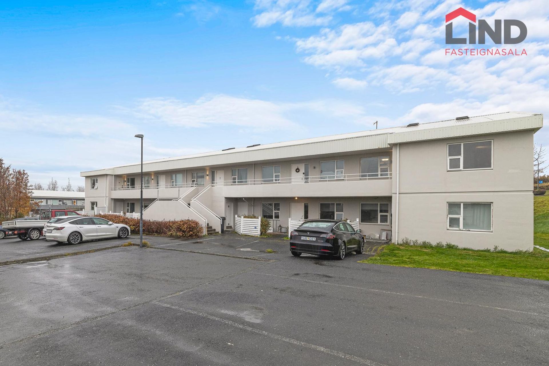 Langamýri 28