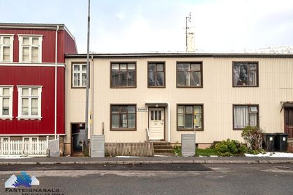 Sundstræti 31A