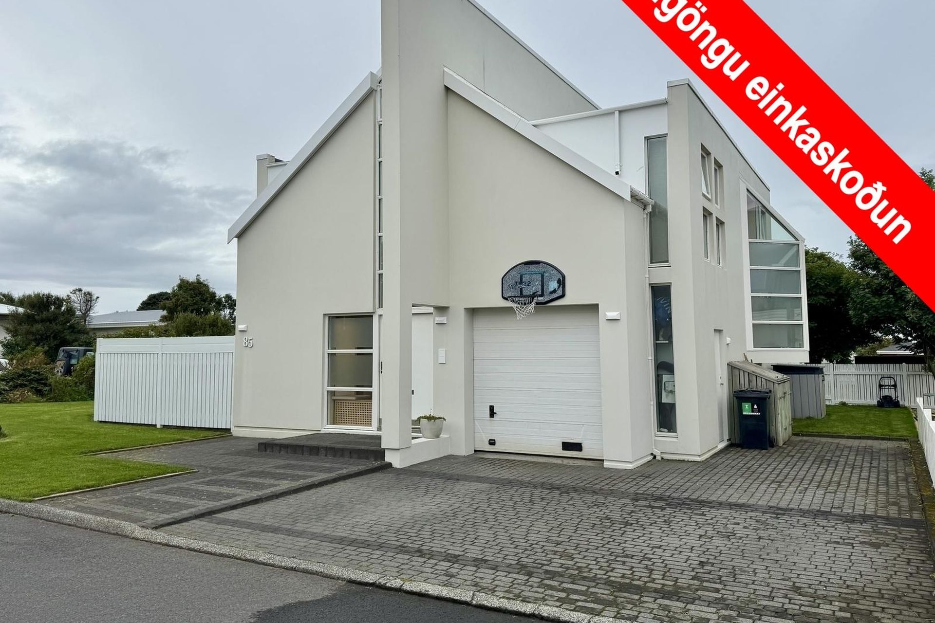 Bollagarðar 85