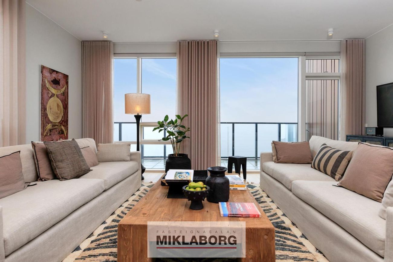 Ánanaust 3- Penthouse- Vesturvin 3