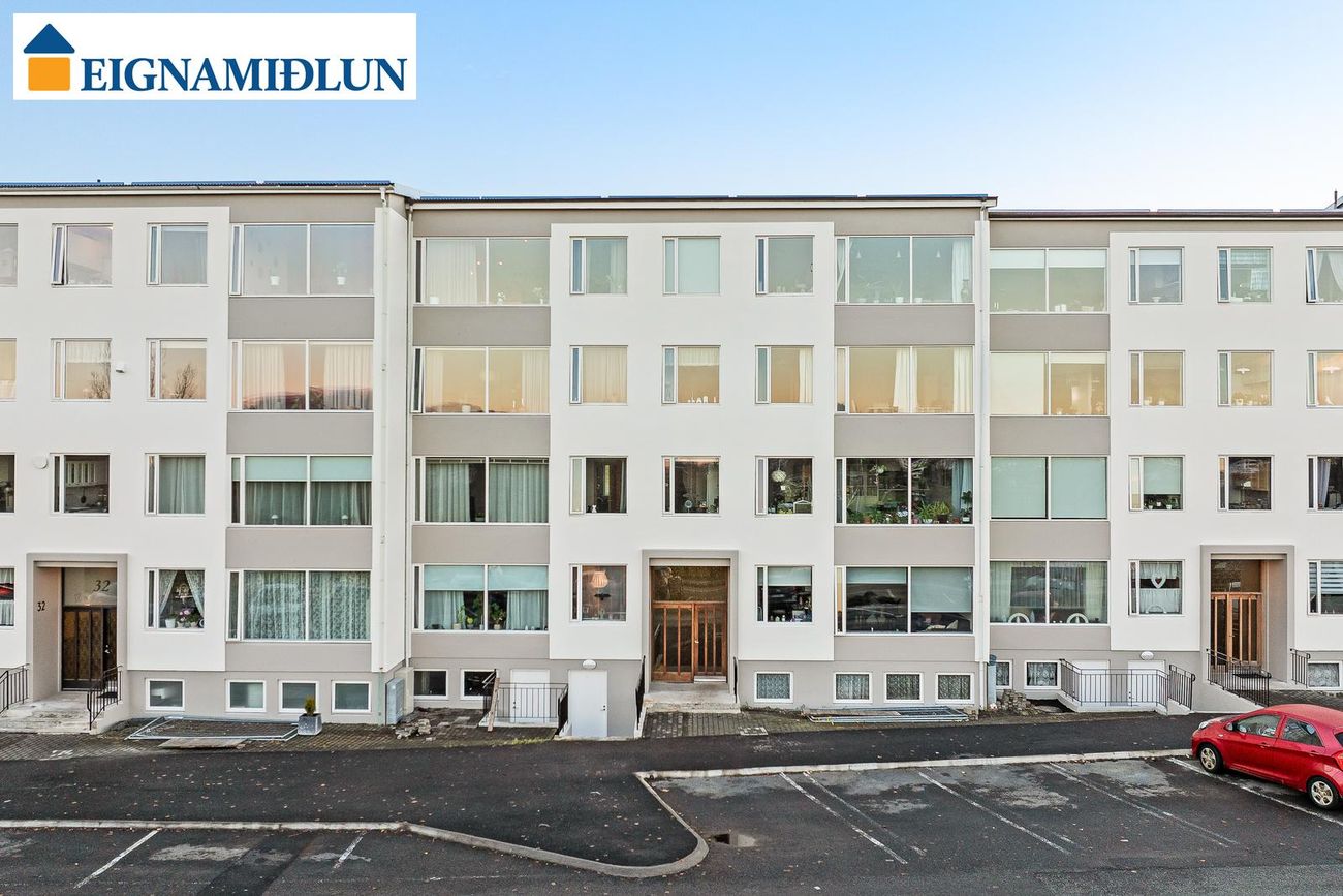 Kjarrhólmi 30